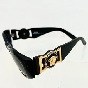 VINTAGE! Gianni Versace sunglasses